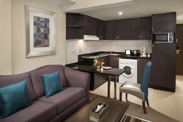 サボイ セントラル ホテル アパートメンツ