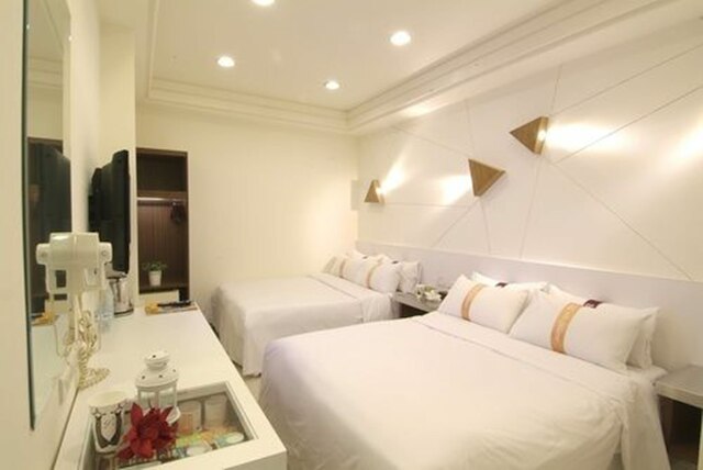 ジャイアント リッチ キング プラザ ホテル (柜富賓王旅店台北館)