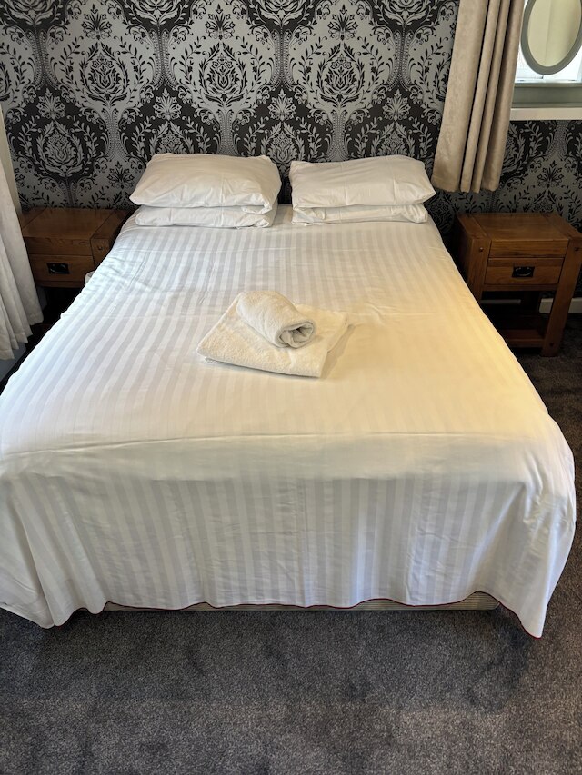 ザ キャッスル タバーン