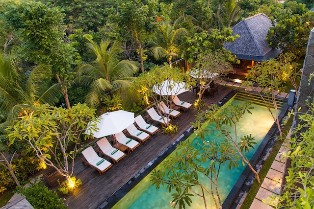 ザ アスタリ ヴィラ & レジデンス