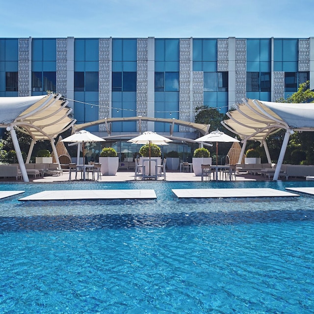 クリムゾン ホテル フィリンベスト シティ マニラ