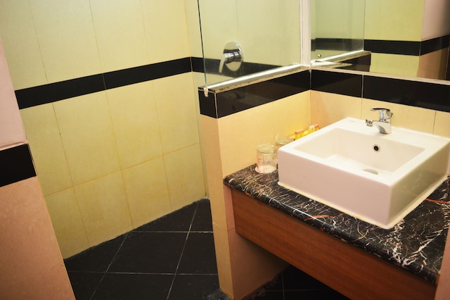 アバディ ホテル マリオボロ ジョグジャ