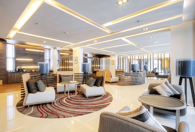 クラシック カメオ ホテル & サービスド アパートメンツ アユタヤ