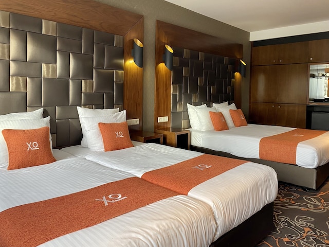 XO ホテルズ パーク ウエスト