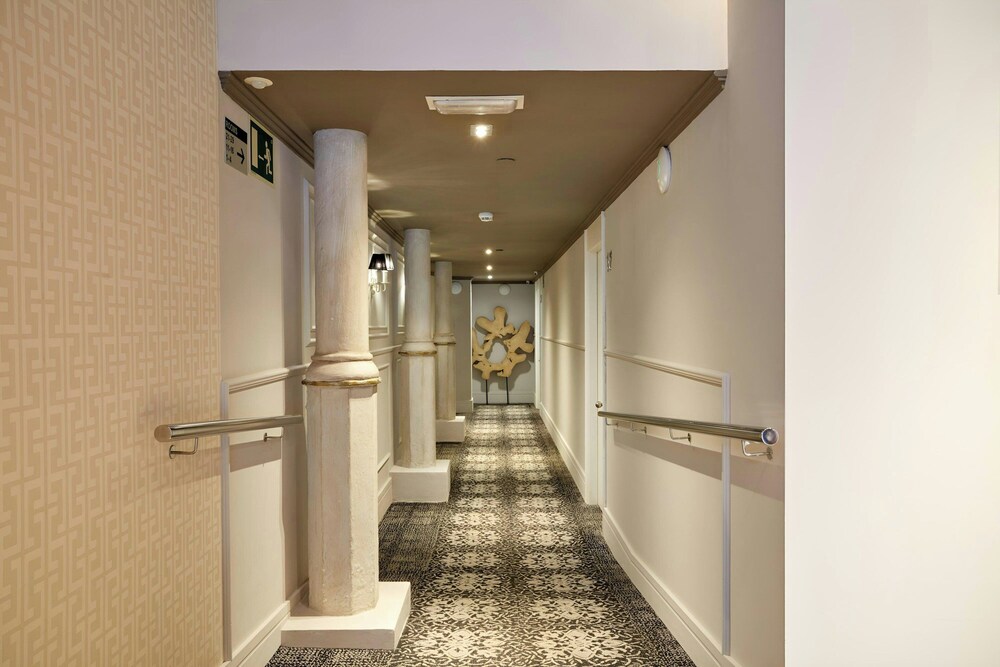 バサンタ ホテル エイサンプル, Sonder by Marriott Bonvoy