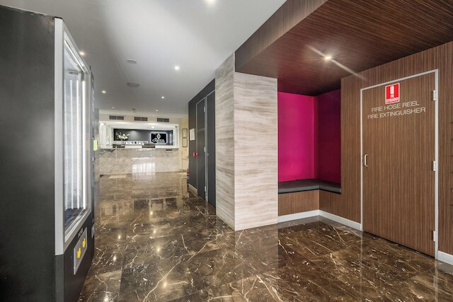 ザ キャピトル アパートメンツ