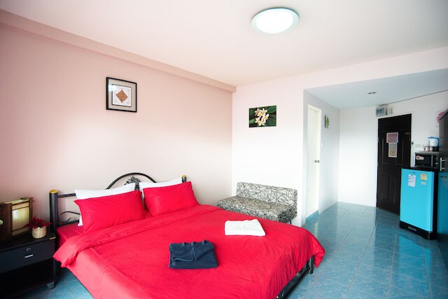 パタヤ ホリデイ ロッジ