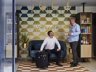 アパートホテル アダージョ リバプール シティ センター