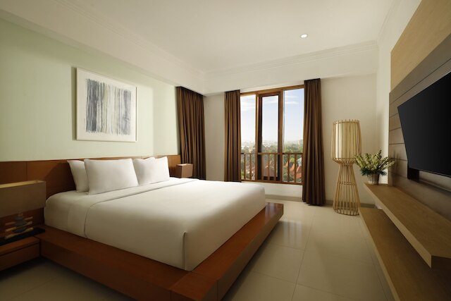 サラ レジデンス、ナクラ