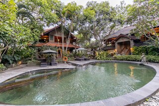 ド マヌット バリニーズ リゾート & スパ