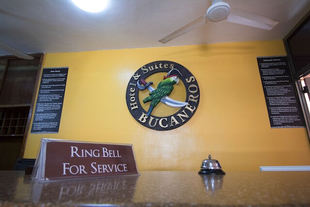 ホテル & レストラン ブカネロス イスラムヘーレス