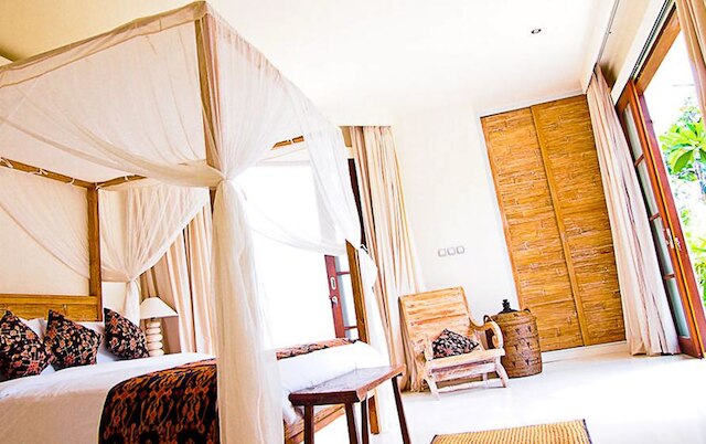 ヴィラ サハジャ