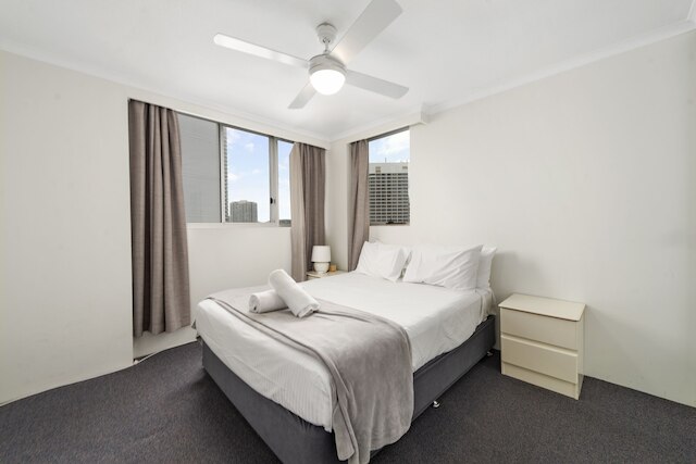 サンドパイパー アパートメンツ