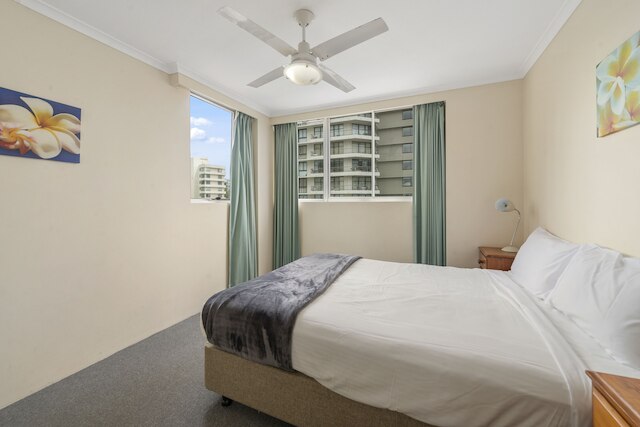 サンドパイパー アパートメンツ