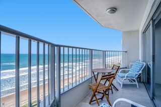 パシフィック プラザ アパートメンツ