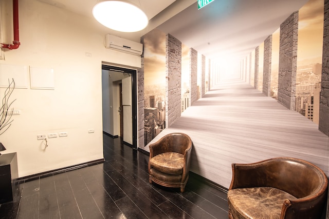 27 モンテフィオーレ TLV