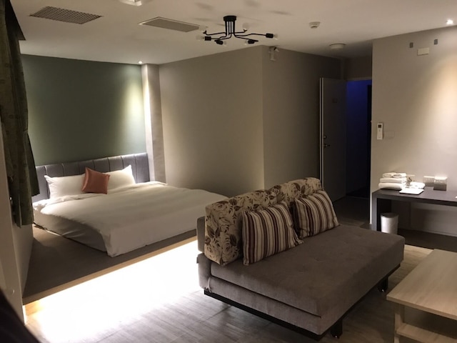 サンムーンレイク ロフト イン