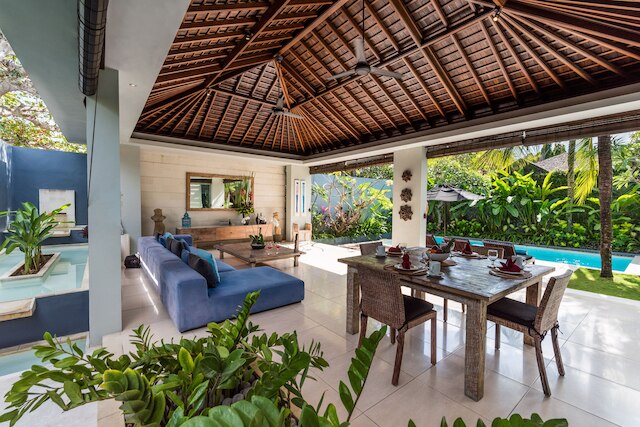 ケンバリ・ヴィラス