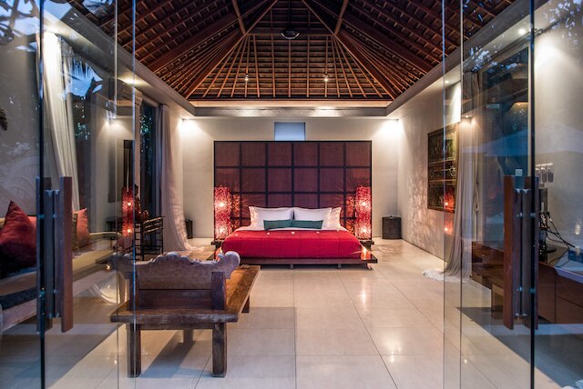 ケンバリ・ヴィラス