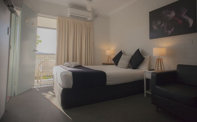 ハーストン プレイス モーテル