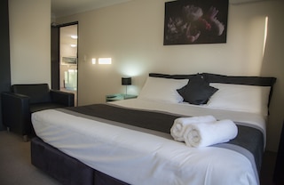 チャームサイド コート モーテル