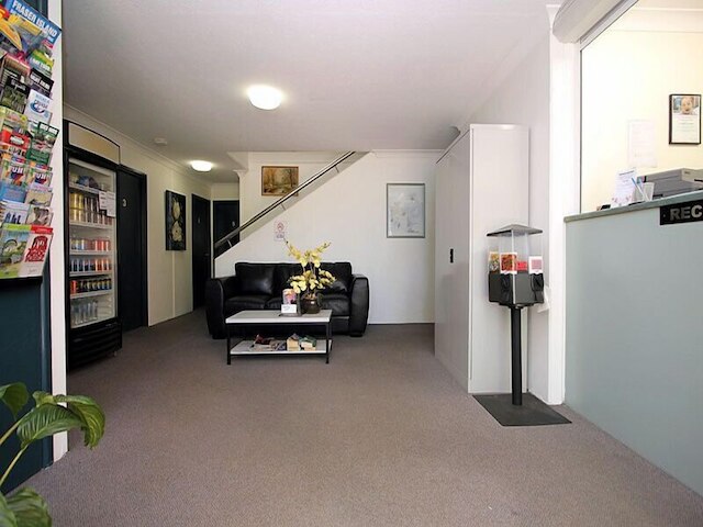 チャームサイド コート モーテル