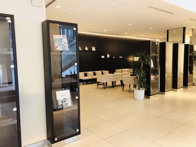 クロスウェーブ梅田