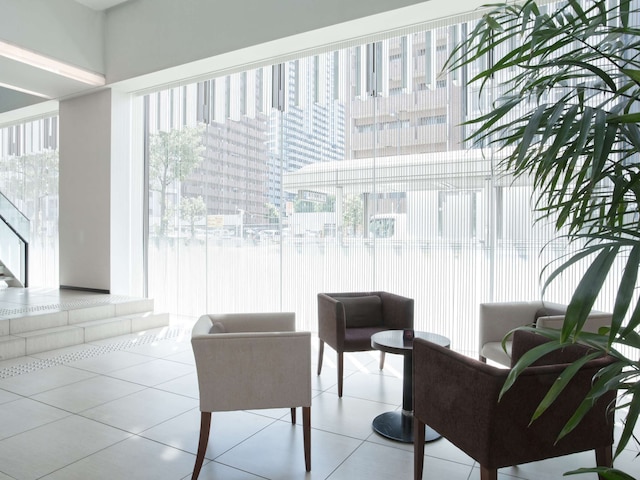 クロスウェーブ梅田