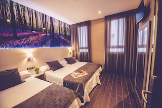 ホスタル プラド