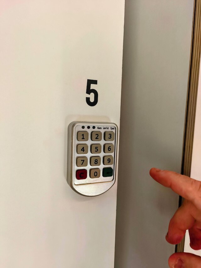 ブバハウス - ホステル