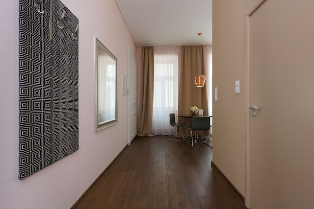 ラファエル カイザー プレミアム アパートメンツ