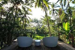 スワラパディ ヴィラ