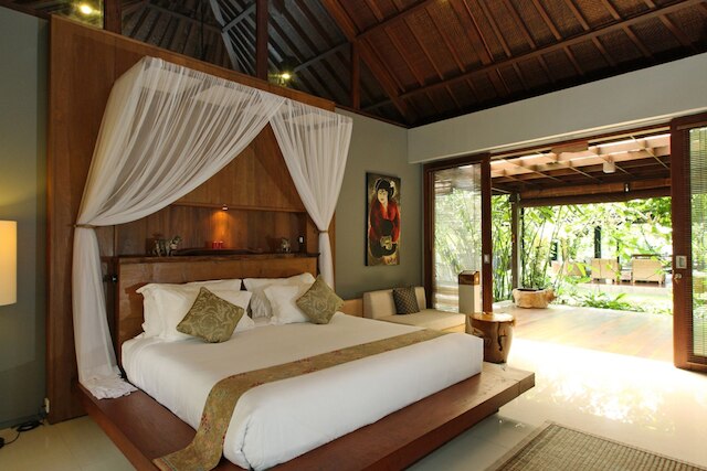 スワラパディ ヴィラ