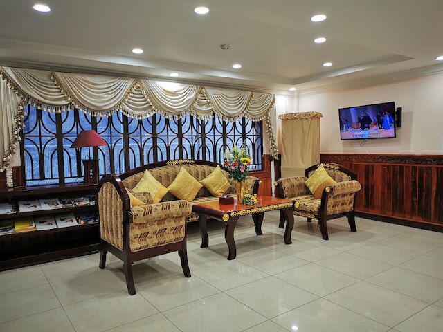 ジュン ユエ ホテル