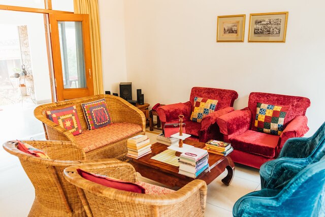 デブラ ウダイプール