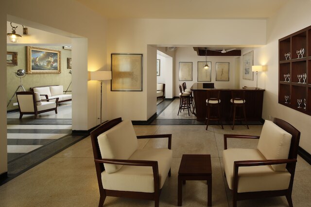 エイス バスティオン - CGH アース