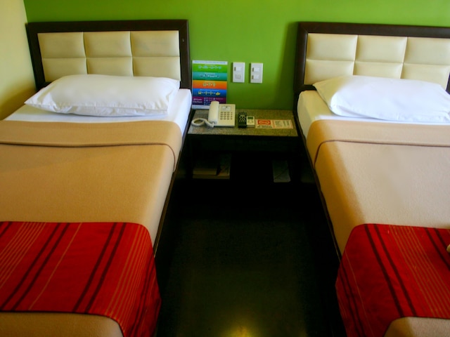 エクスプレス イン - セブ ホテル