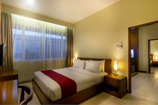 セミニャックスクエアホテルアンドヴィラズ