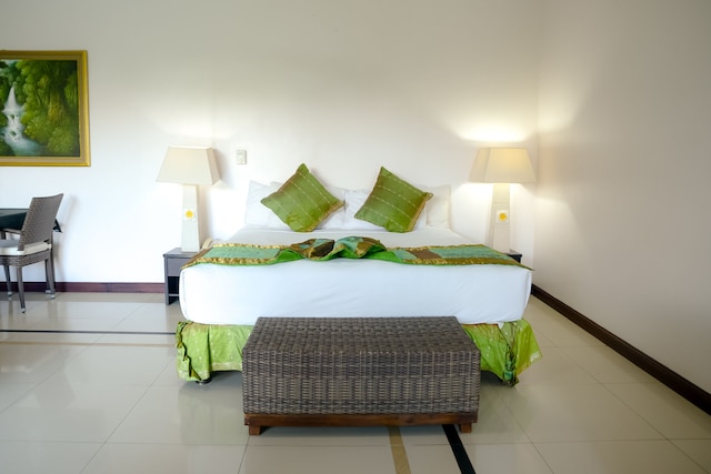 ジンバラン クリフス プライベート プール ホテル & スパ