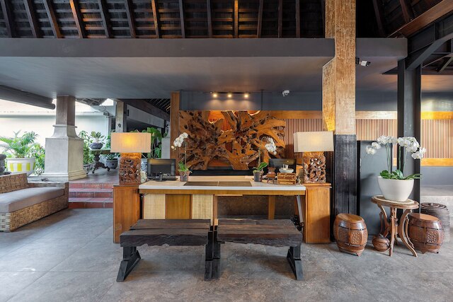 ヴィラ カユ ラジャ