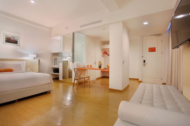 ハリス ホテル & コンベンションズ マラン