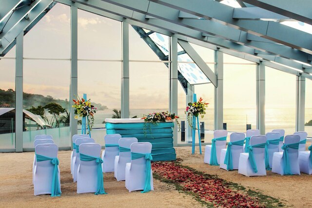 ル メリディアン バリ ジンバラン