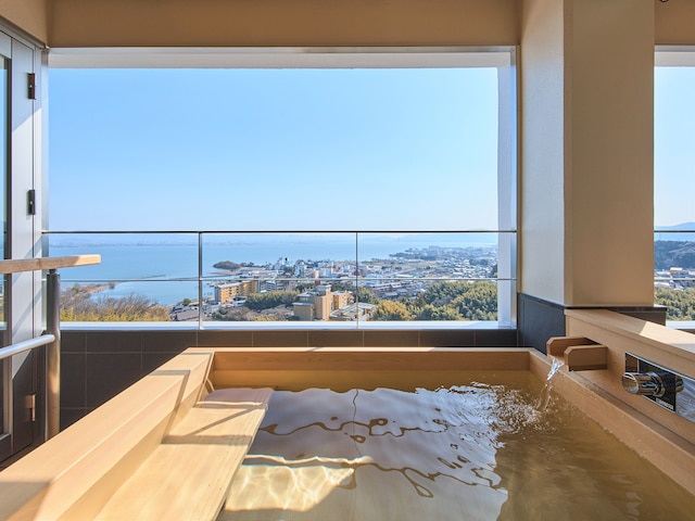 里湯昔話 雄山荘