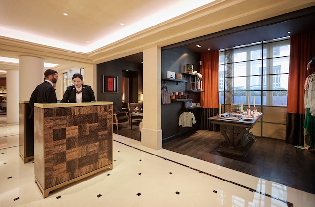 グラン ホテル デュ パレ ロイヤル