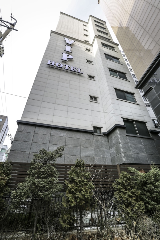 ヨンドンポ VIP ホテル