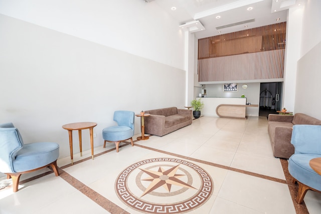 スプン アーケード レジデンシー