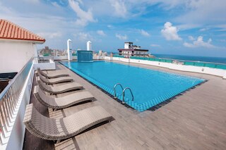 スプン アーケード レジデンシー