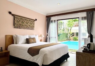 ヴィラ プリアーサ ウブド