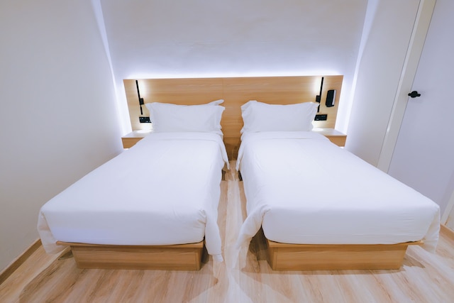 レスト ブギス  ホテル