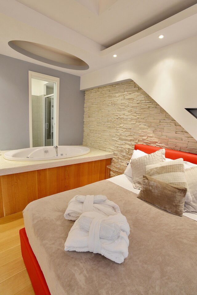 ラグジュアリー オン ザ リバー